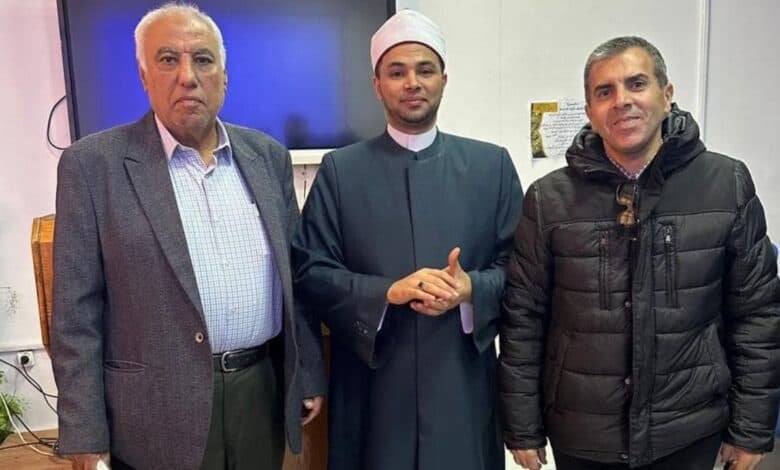 برنامجاً توعوياً لتعزيز الفكر المعتدل