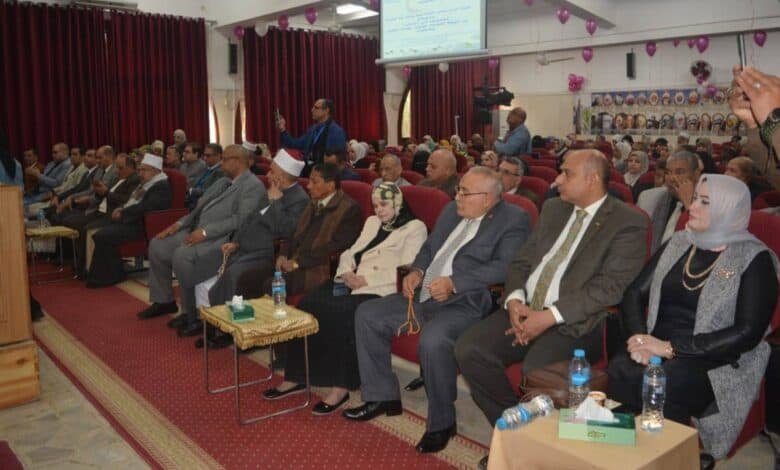 رئيس جامعة الأزهر يهنئ كلية الدراسات الإسلامية بسوهاج