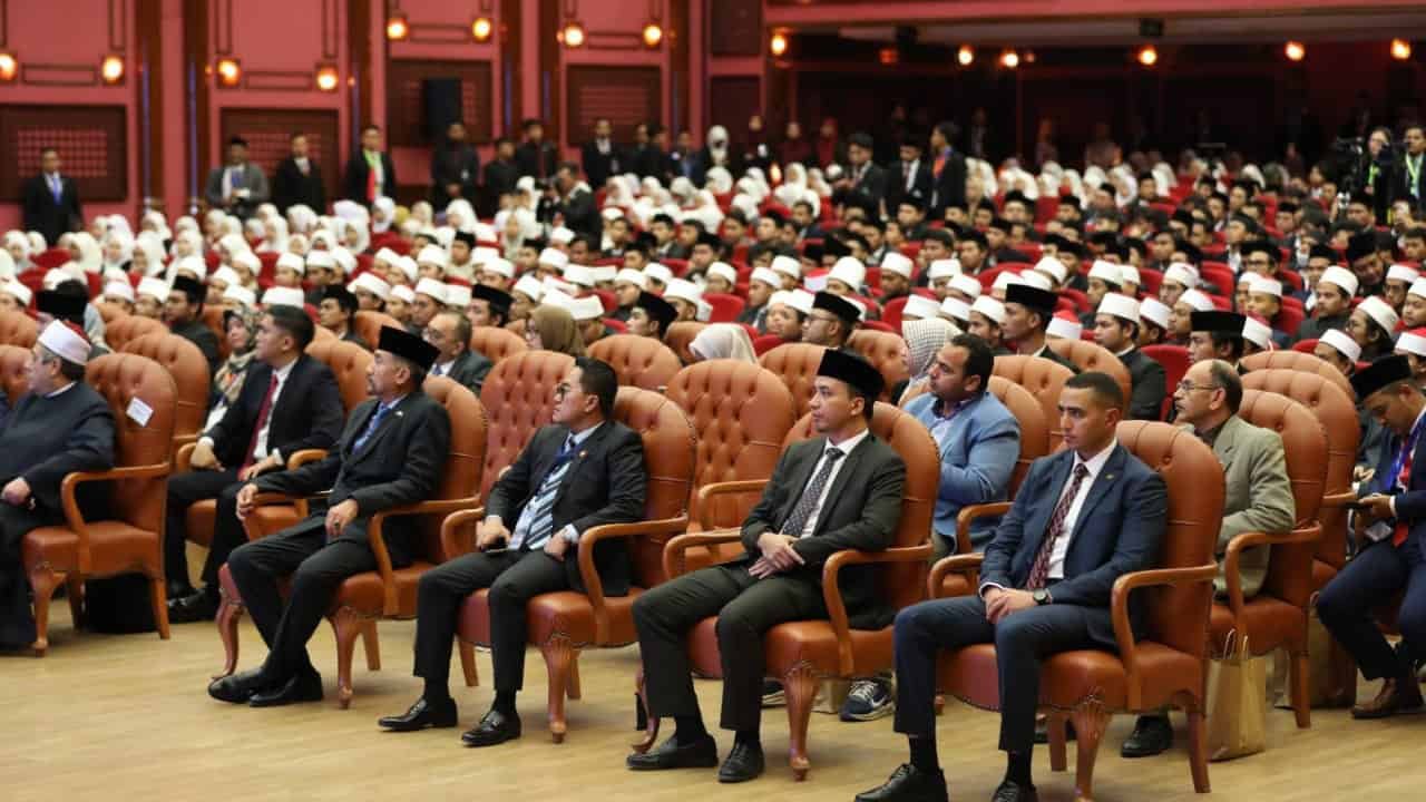 طلاب إندونيسيا