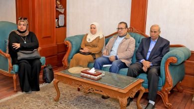 إيدينا مع بعض