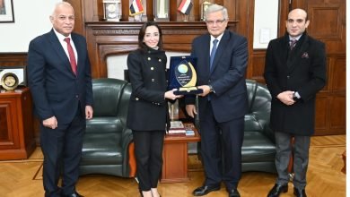 توقيع اتفاقية لتوصيل مياه الشرب لـ 203 أسرة في البحيرة