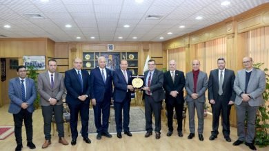 جامعة المنصورة تدشن برنامجاً للدرجات المزدوجة بالشراكة مع لويفيل والعلمين